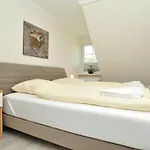 With 2 Bedrooms *